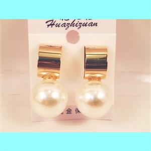 perfect Pearl earrings